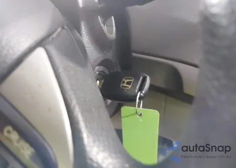 2010 Honda Accord 2.4 Lx из США, поврежденный, VIN 1HGCP2F32AA016123